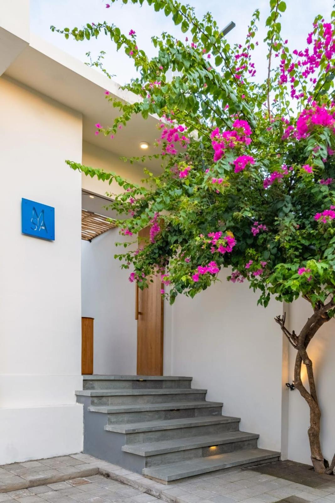 Mysa Boutique Hotel Seminyak  Exterior photo